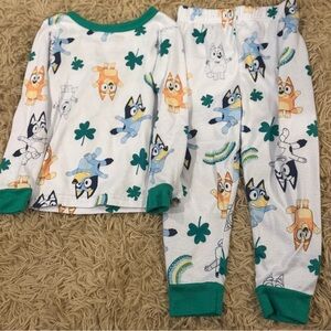 Kids Two-Piece Pajama Set in White and Green